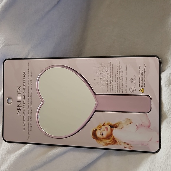 Paris Hilton Pink White Rhinestone Heart Handheld Mirror 15X Magnify Lightweight - Picture 5 of 7